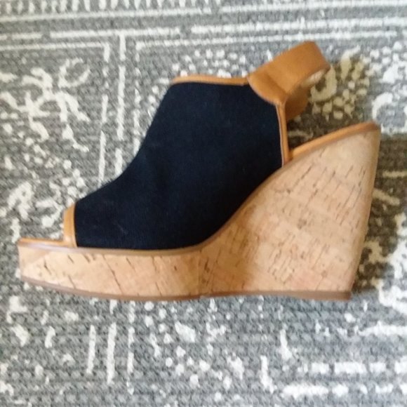 Nine West Shoes - Nine West Wedge Heel Slingbacks, size 8